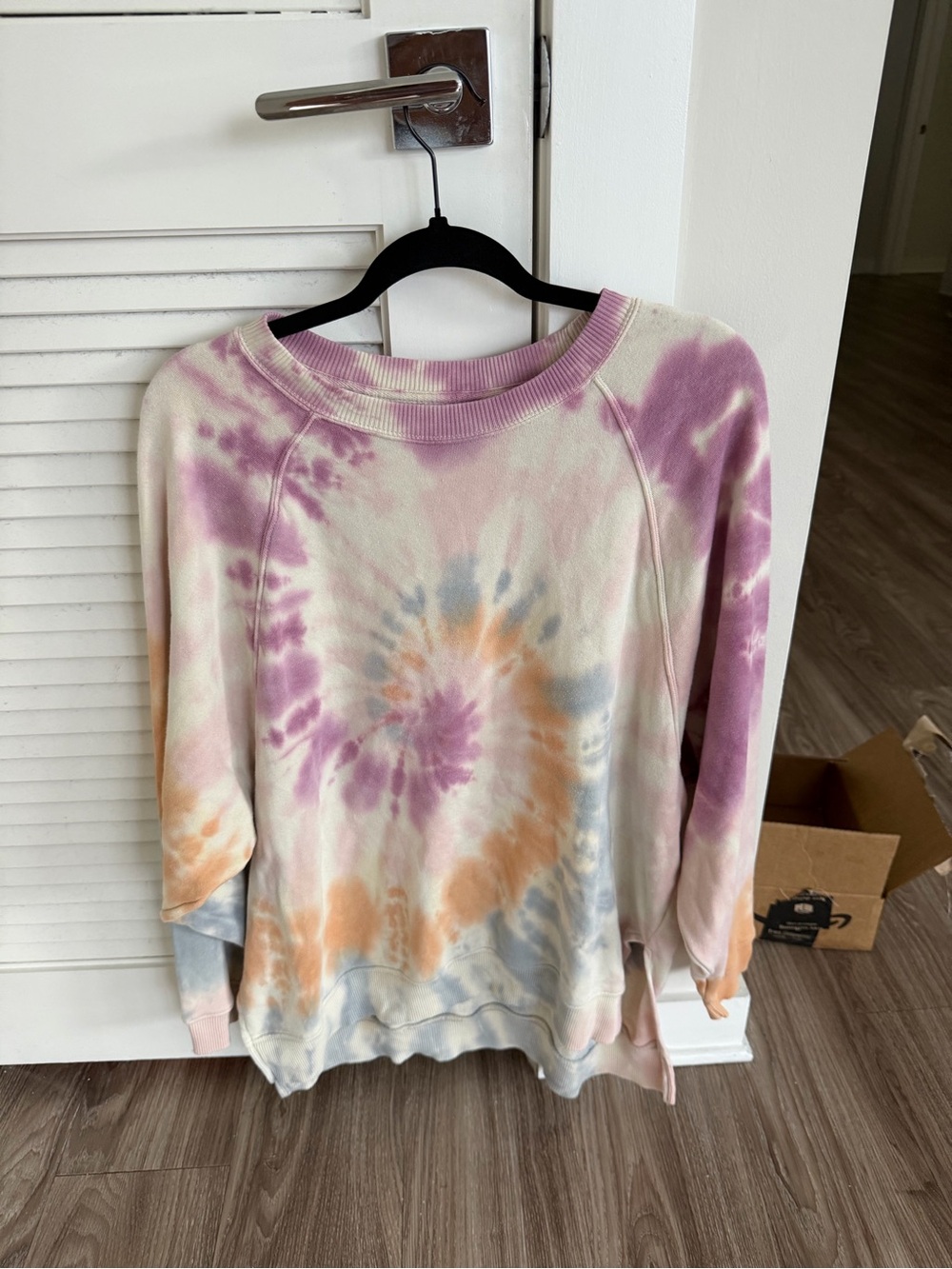 American Eagle Tie-Dye Jegging Fit Sweatshirt in Purple and Cream